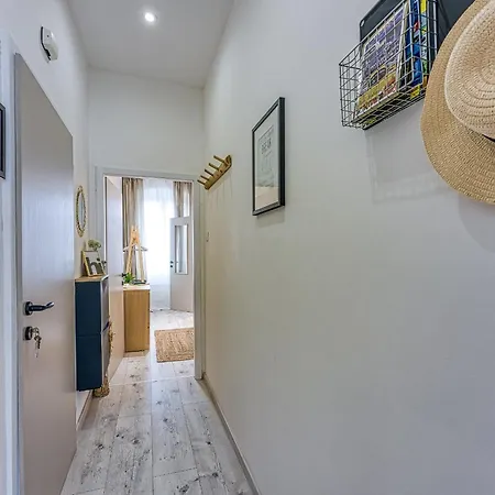 Eva - Storia Parentina Apartman *