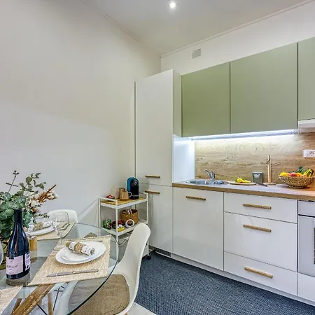 Eva - Storia Parentina Apartman Poreč