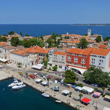 Eva - Storia Parentina Apartman *