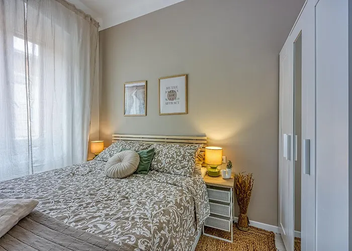 Eva - Storia Parentina 포레치